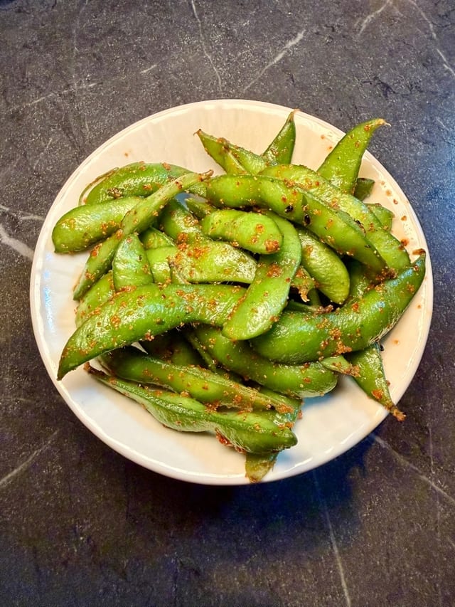 Spicy Truffle Edamame (V, GF).