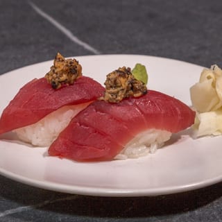 Nigiri Truffled Tuna (GF) (2pcs)