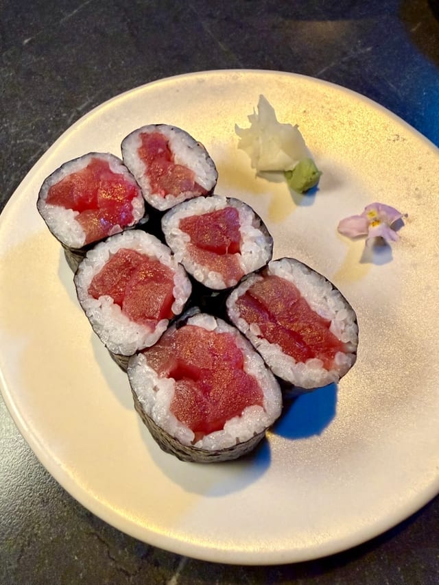 Tuna Roll (GF).